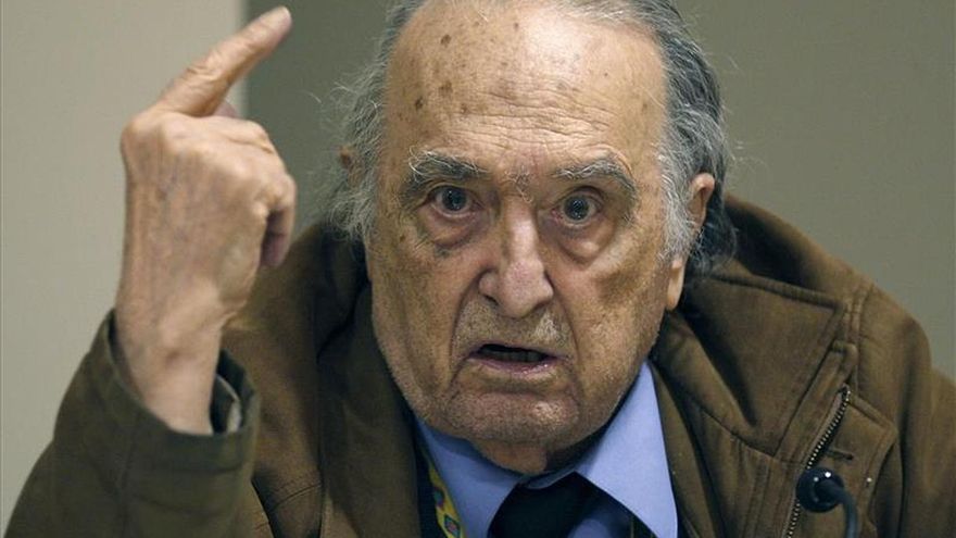 Sánchez Ferlosio dice que "el capitalismo está destruyendo el mundo"