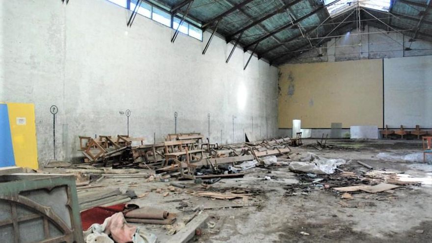 El estado actual del interior del frontón de Zorroaga