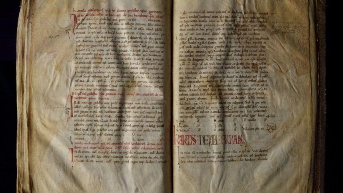 Vuelve a casa el Tumbo Legionense: el códice que salvó más de 800 documentos de nueve siglos de historia