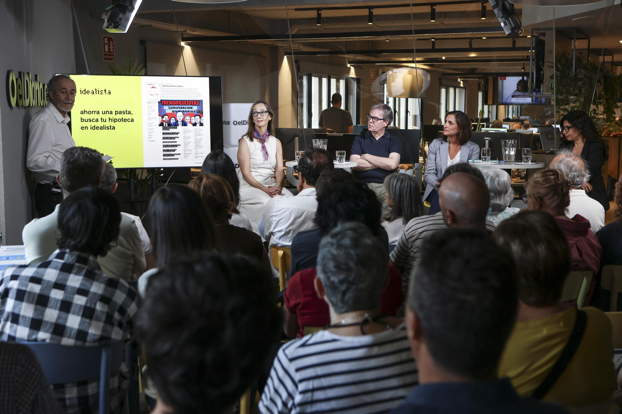‘Alerta democrática’, la nueva revista de elDiario.es, en imágenes