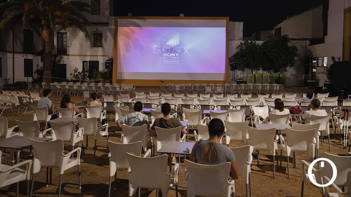 Cine de verano Coliseo San Andrés