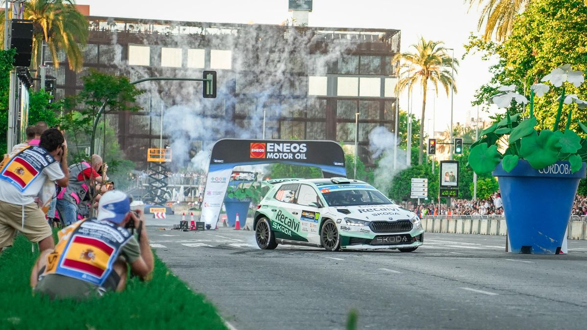 Suárez y Ares animan el inicio del Rally Sierra Morena