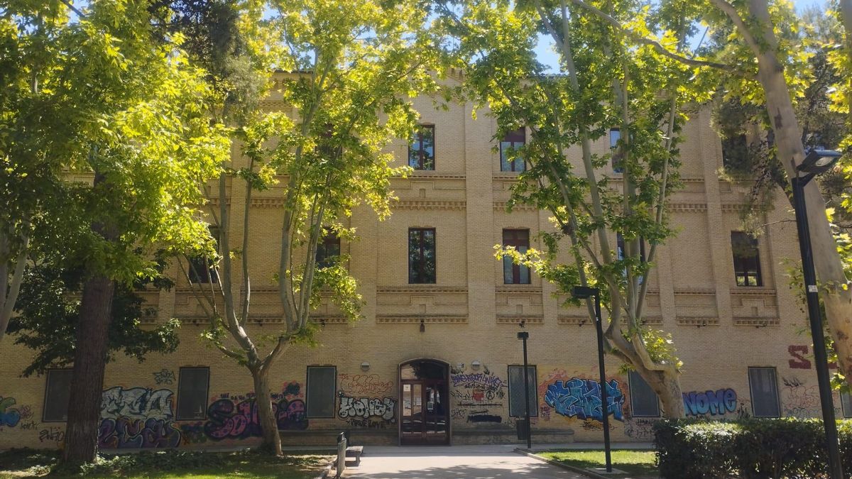 Biblioteca Manuel Alvar