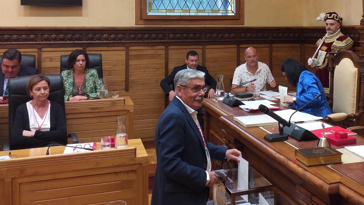 El portavoz del grupo municipal socialista de Gijón abandona el cargo en junio