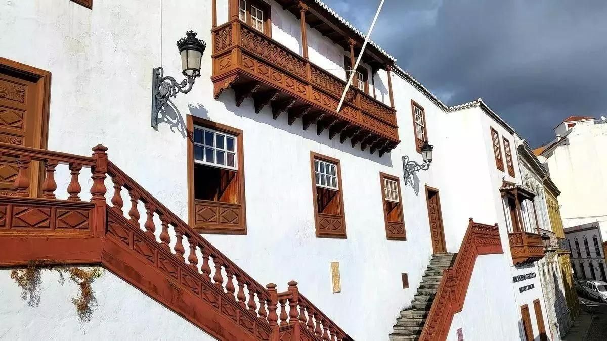 El proyecto artístico-literario 'Referentes de la Literatura Canaria' será presentado en La Palma