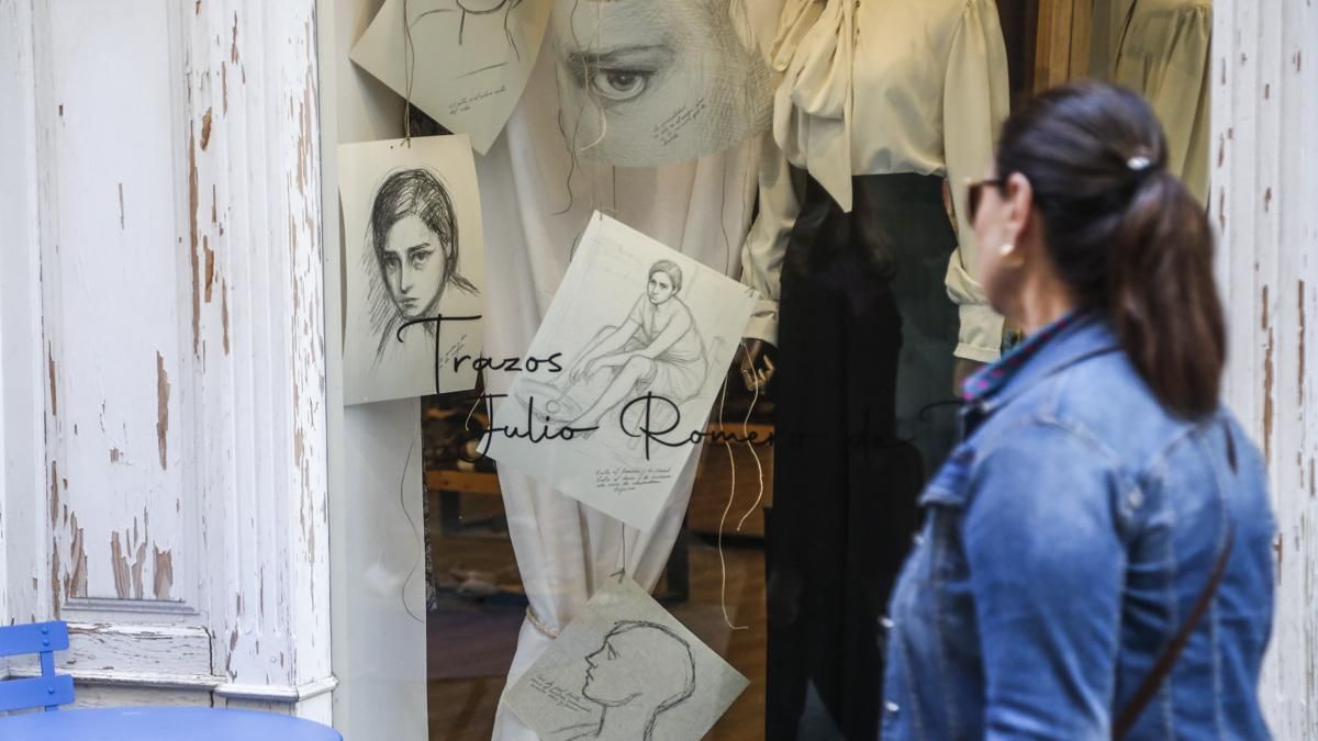 Escaparates en Homenaje a Julio Romero de Torres