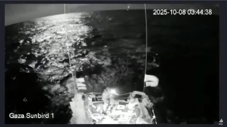 Imagen de un velero asaltado por Israel cedida por la Campaña de Rumbo a Gaza de la Flotilla de la Libertad-Thousand Madleens.