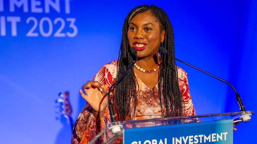 Kemi Badenoch, la líder del Partido Conservador que sueña con ser "la Milei británica"