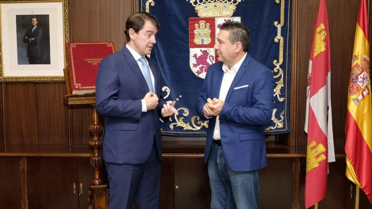 Mañueco, tras pedirle UPL un debate “sereno y serio” sobre la autonomía de León: "Me quedo con lo que hay"