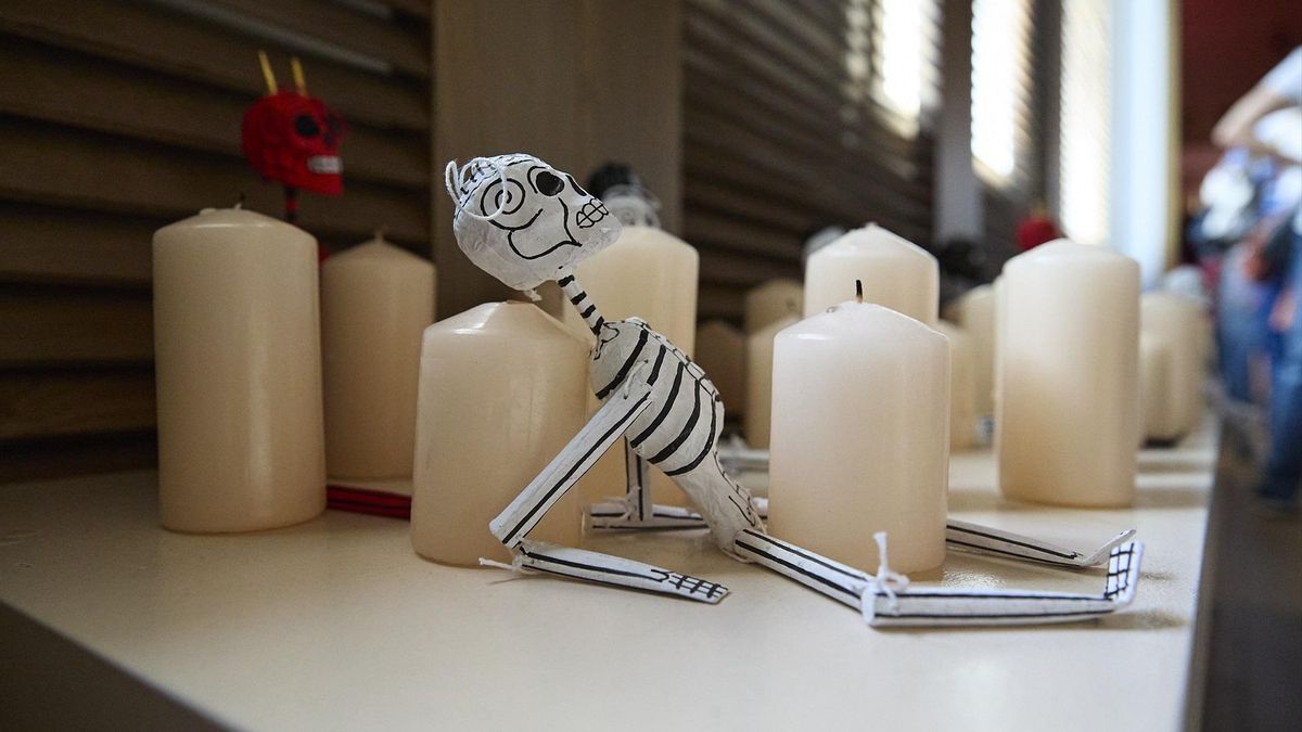 Altar de muertos en Casa México, en octubre de 2025, en Madrid.