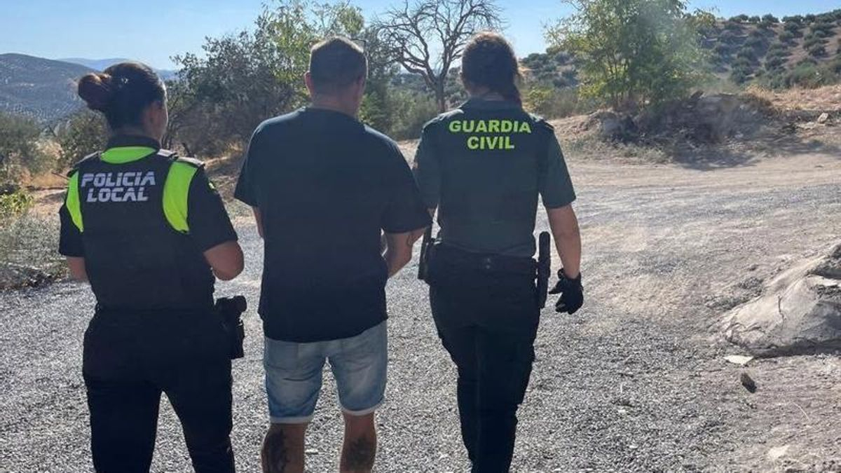 Detención del hombre en Alcaudete (Jaén) por una orden de arresto por un presunto delito de violencia de género cometido en Córdoba.