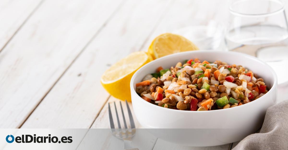 Más allá del salmorejo o la ensalada: cinco platos de verano que puedes preparar sin vitrocerámica ni horno