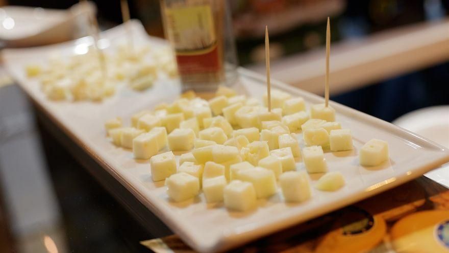 Los quesos de Moya protagonizan la primera ruta gastronómica de ‘Texturas de la tierra’