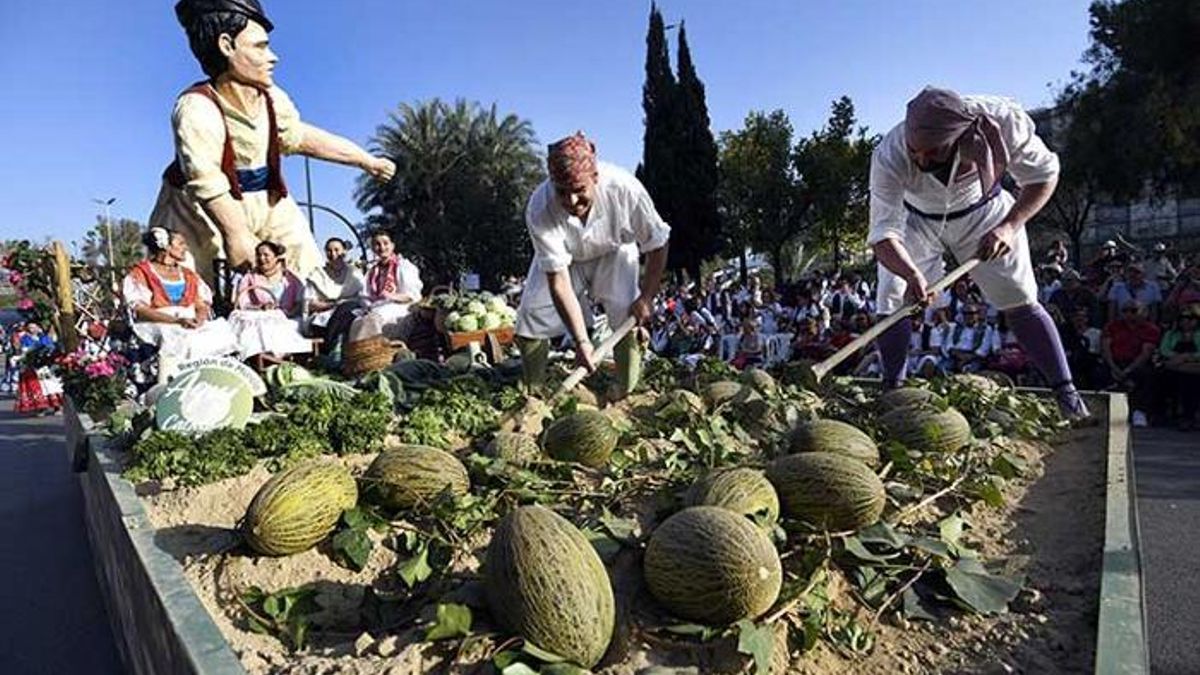 Imagen huertana durante el desfile del Bando