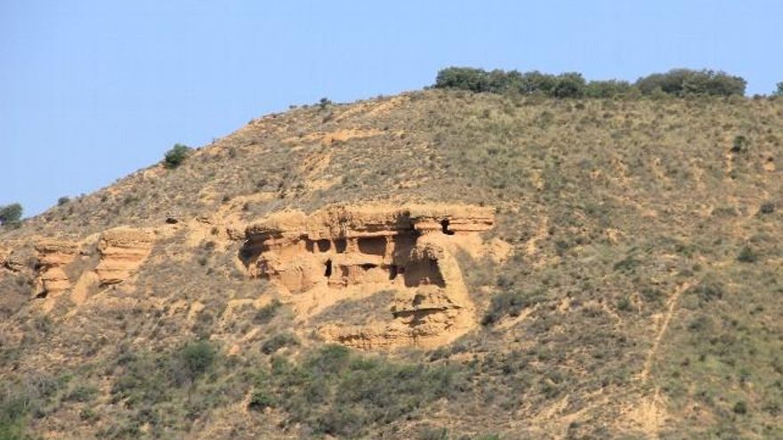 Detalle de algunas de las llamadas Cuevas Menudas.