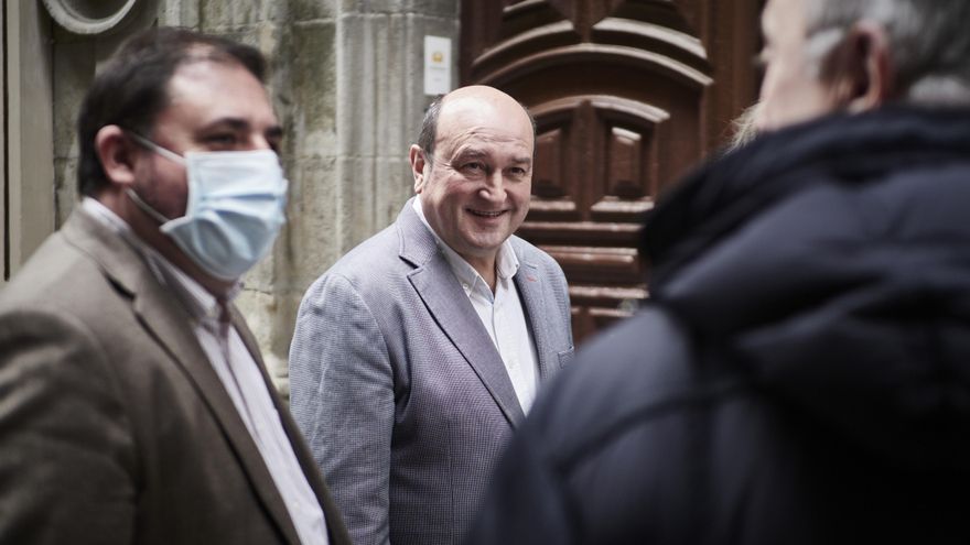 El PNV acepta en Navarra "aplicar" la ley estatal de vivienda que va a recurrir al Constitucional desde el Gobierno vasco