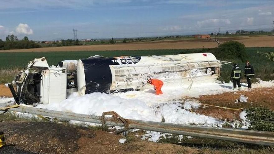 Accidente en la AP-71. / Foto: Bomberos de León