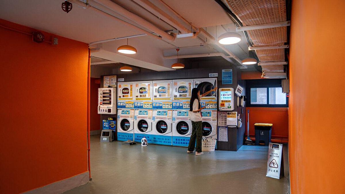 Sileme, creada por tres jóvenes programadores chinos, permite saber si alguien que vive solo sigue bien y avisa a un contacto si no hay respuesta en dos días