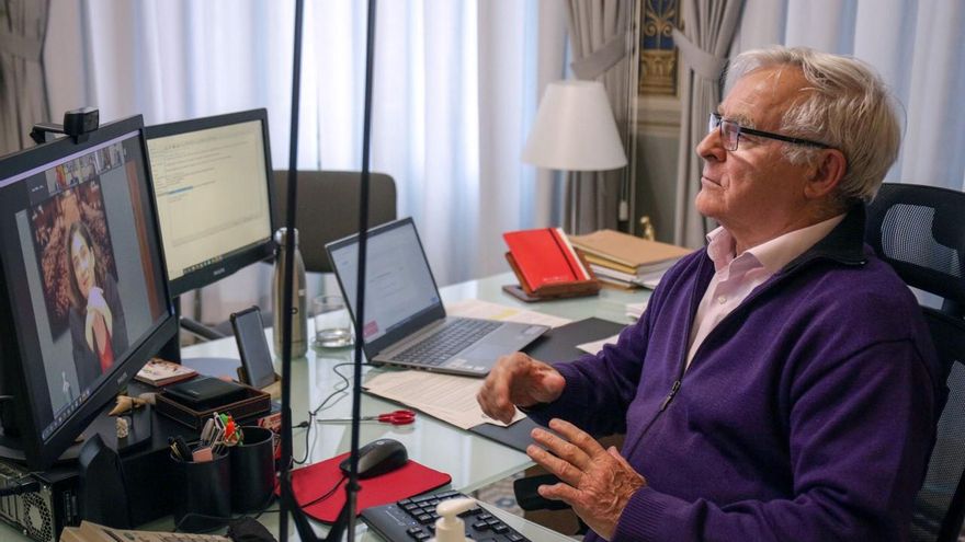 Joan Ribó, durante la videoconferencia de los alcaldes de las siete ciudades más pobladas de España