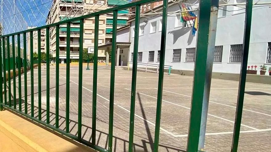 Las Ampas confían en que "esta vez sí" se instalen los toldos aunque haya colegios sin ellos hasta final de curso