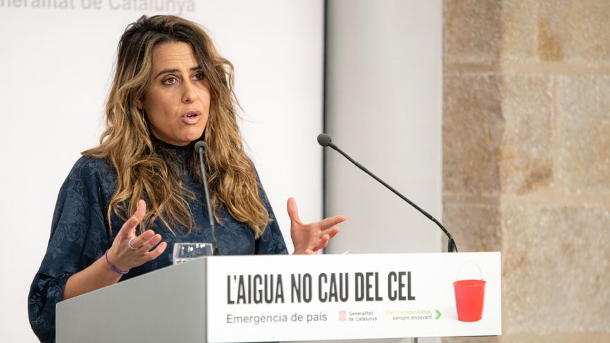 La portavoz del Govern, Patrícia Plaja, durante una rueda de prensa tras el Consell Executiu, en el Palau de la Generalitat, a 16 de enero de 2024, en Barcelona, Catalunya (España). Durante la rueda de prensa, la portavoz del Govern, ha hablado sobre la d