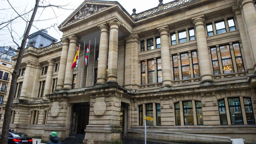 La Justicia otorga en una sentencia pionera la nacionalidad a la hija de una migrante nacida en el viaje