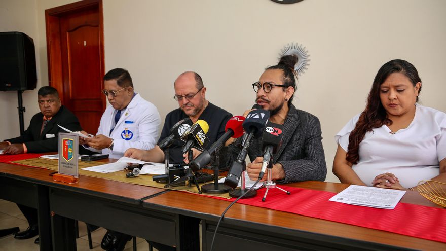 Miles de enfermos renales de Ecuador piden apoyo internacional a ONU, UE, BID, BM y EE.UU.