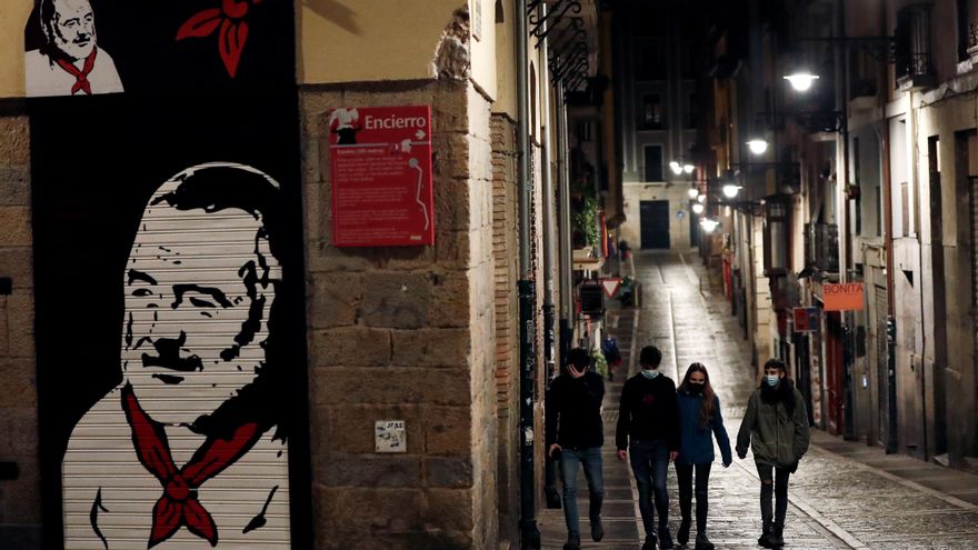 La Justicia navarra autoriza la prórroga del toque de queda hasta el 12 de agosto en los municipios en riesgo extremo