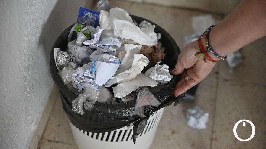 Los problemas con la empresa de limpieza afectan a 31 institutos de Córdoba