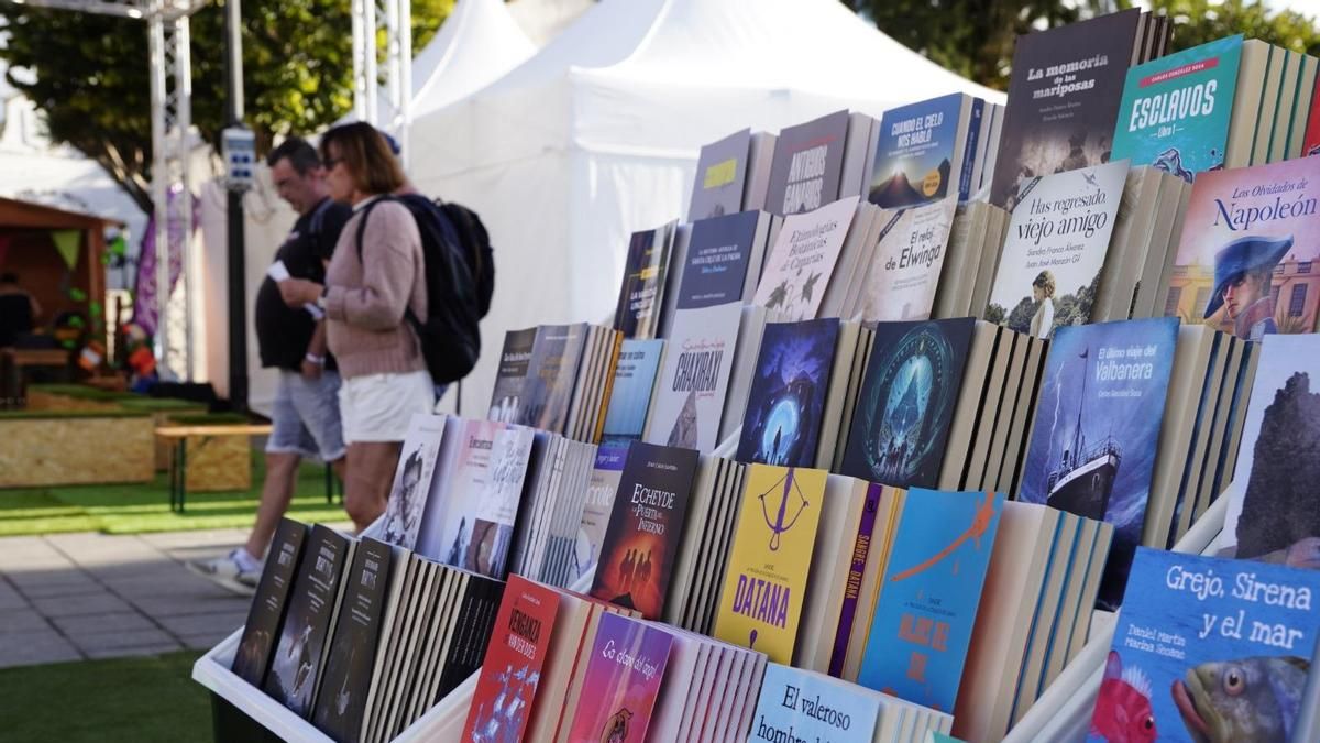 La Feria del Libro de La Laguna abre sus puertas con más de 200 actividades y 50 expositores