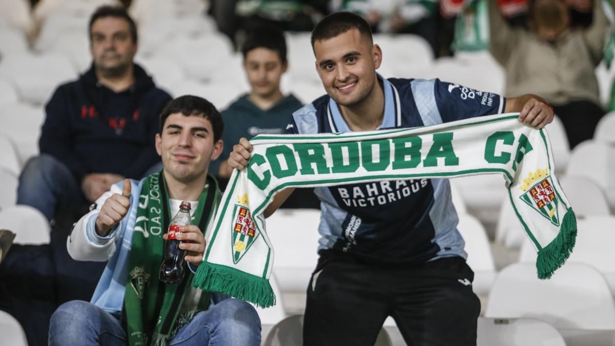 Grada Blanquiverde del Córdoba CF - FC Andorra
