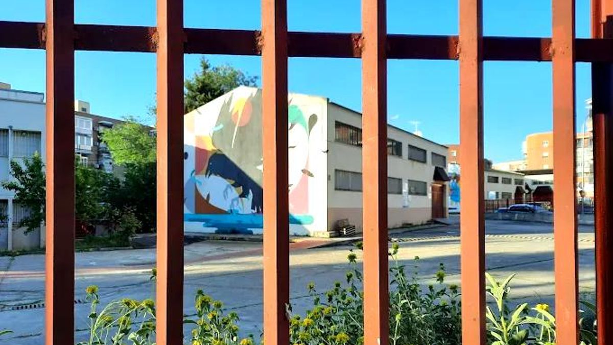 Lograr plaza en la ESO con Ayuso derivando Primero y Segundo a los colegios: "Nos han quitado dos clases"
