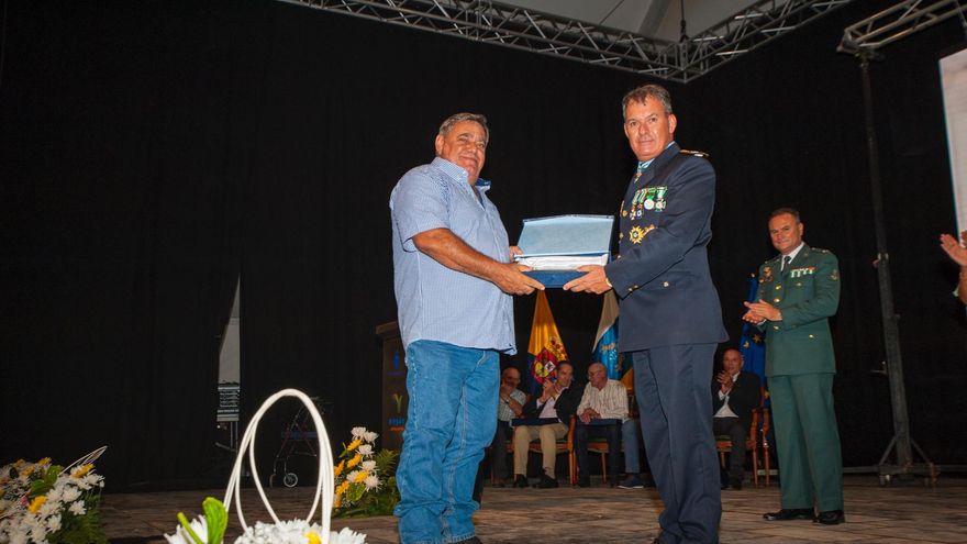 El agente, ya jubilado, Francisco Artiles. (AYUNTAMIENTO DE MOGÁN)