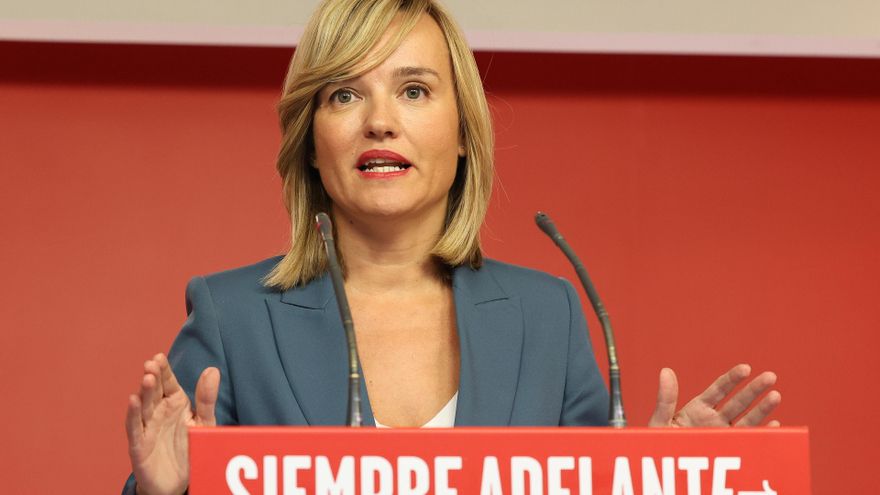 La portavoz del PSOE y ministra de Educación y FP en funciones, Pilar Alegría, ofrece una rueda de prensa tras finalizar la reunión de la CEF, en la sede del PSOE en Ferraz, a 9 de octubre de 2023, en Madrid (España).