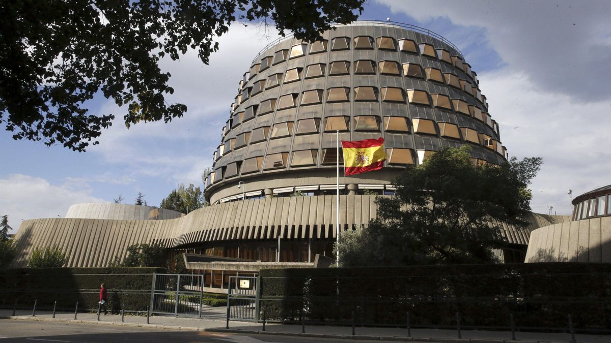 El Constitucional tumba por unanimidad el recurso de Extremadura por el reparto del impuesto a la banca