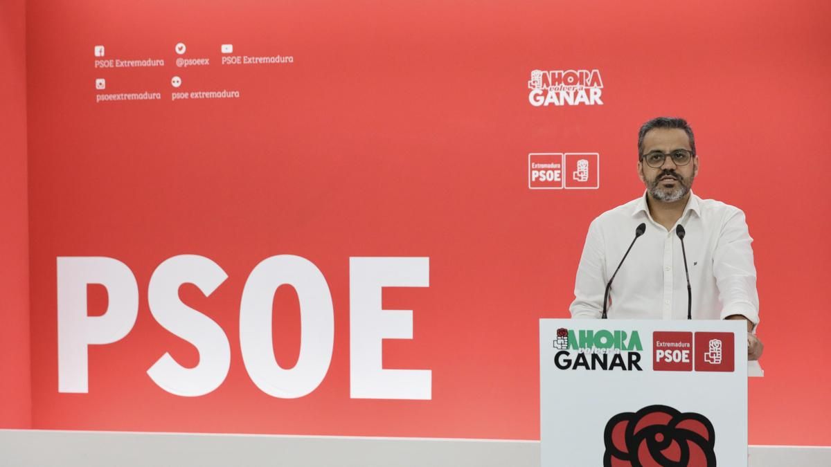 El PSOE exige a Guardiola que comparezca en la Asamblea para explicar la situación de la sanidad extremeña