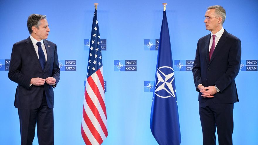 El secretario de Estado de EEUU, Antony Blinken, y el secretario general de la OTAN, Jens Stoltenberg, el 4 de marzo en Bruselas.
