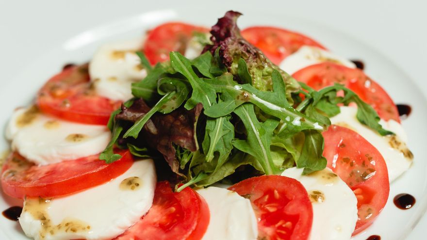 Esta clásica ensalada es perfecta para el verano