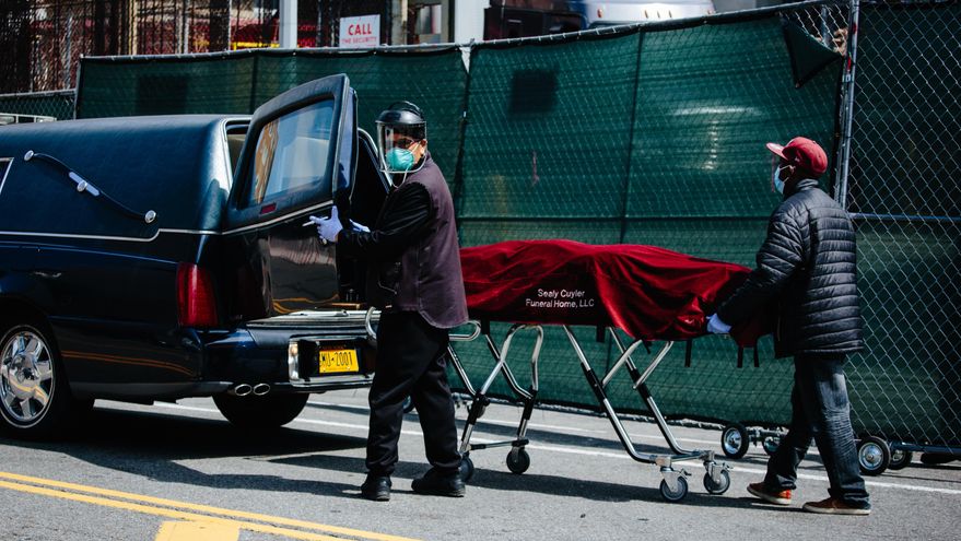 Tan solo en la ciudad de Nueva York han muerto 23.639 personas. EFE/Alba Vigaray/Archivo