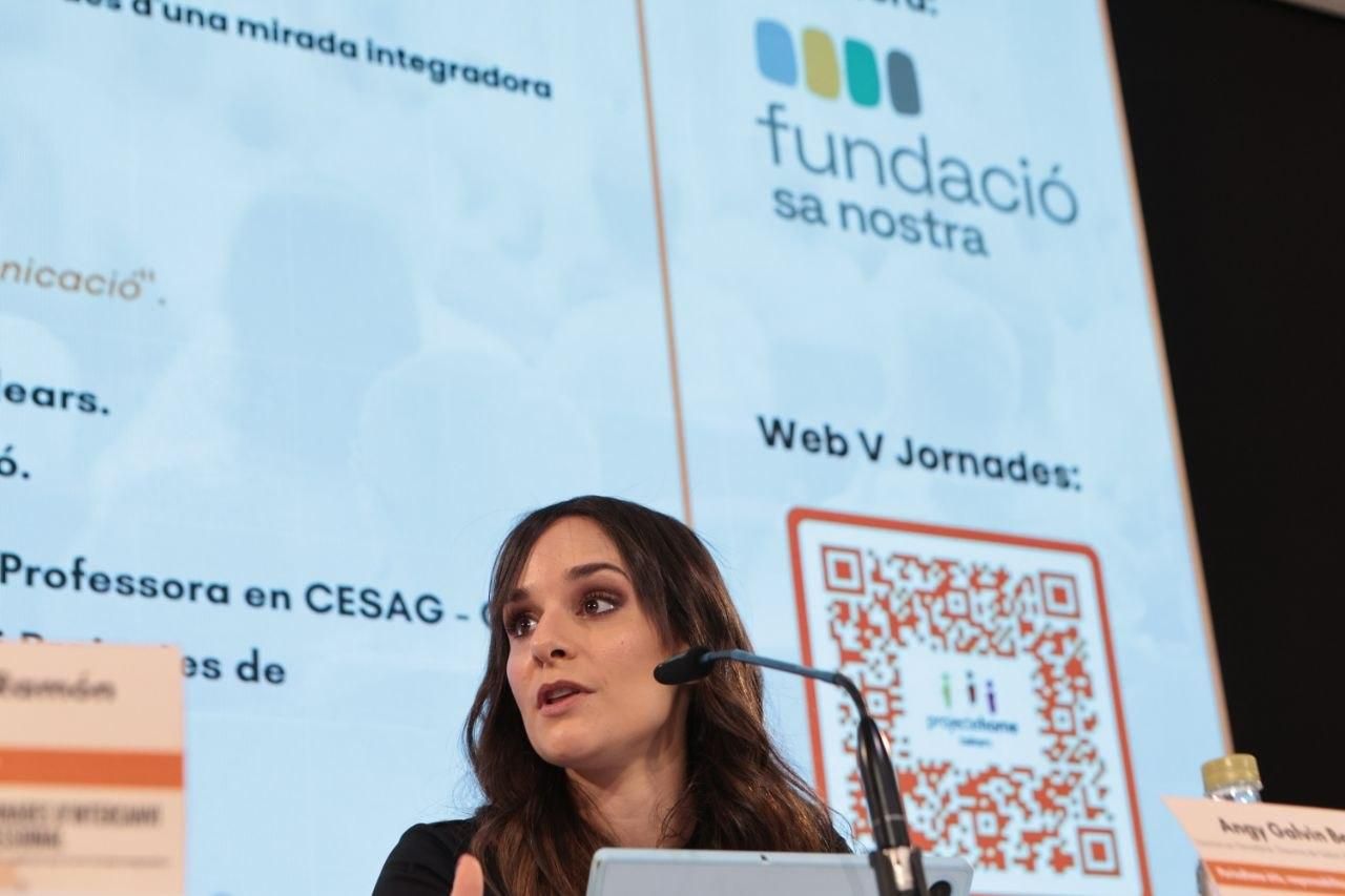 Angy Galvín: "La imagen que tienen muchísimos jóvenes sobre la drogodependencia muchas veces viene a través de las redes sociales"