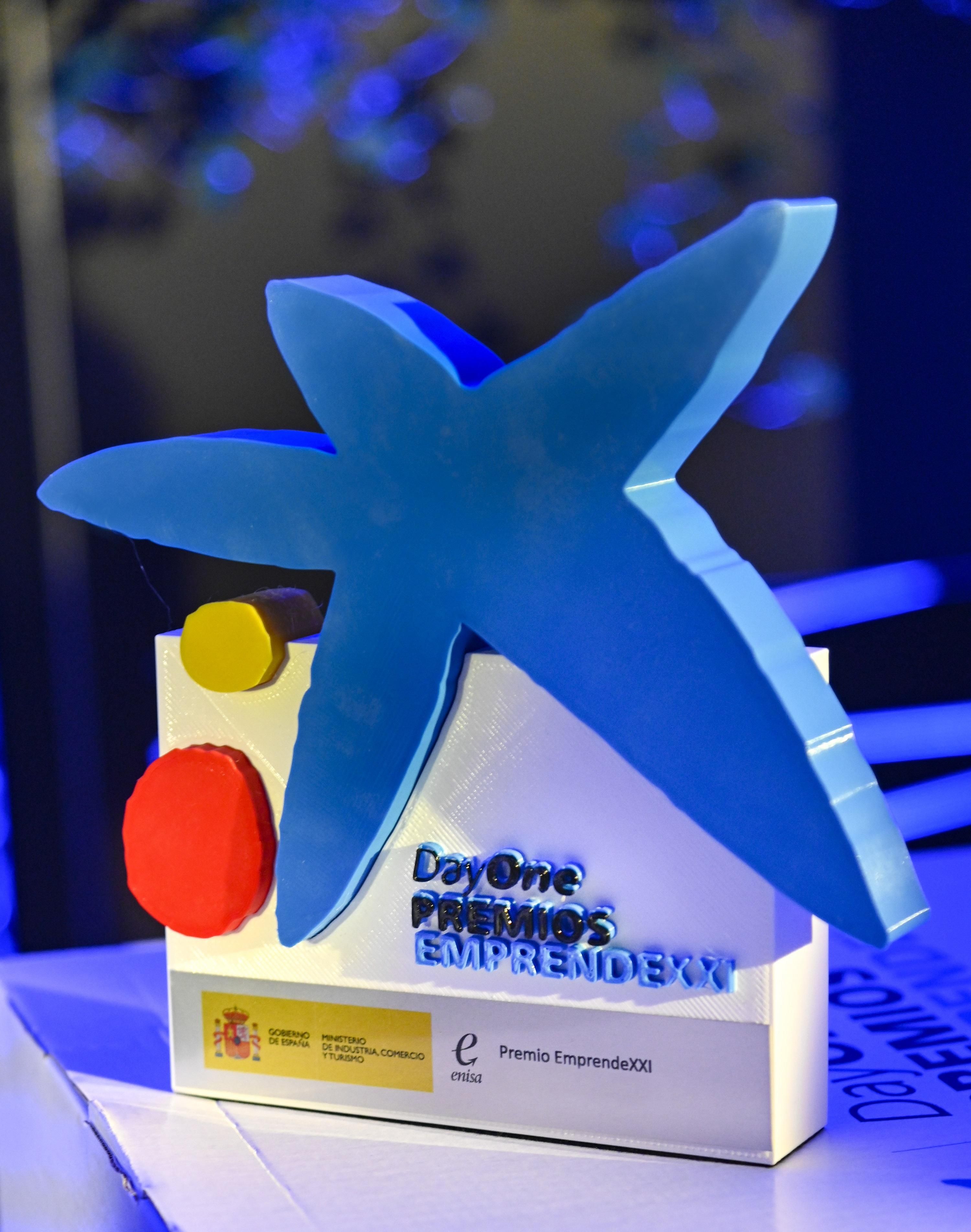 Trofeo 'Premio Emprende XXI'.