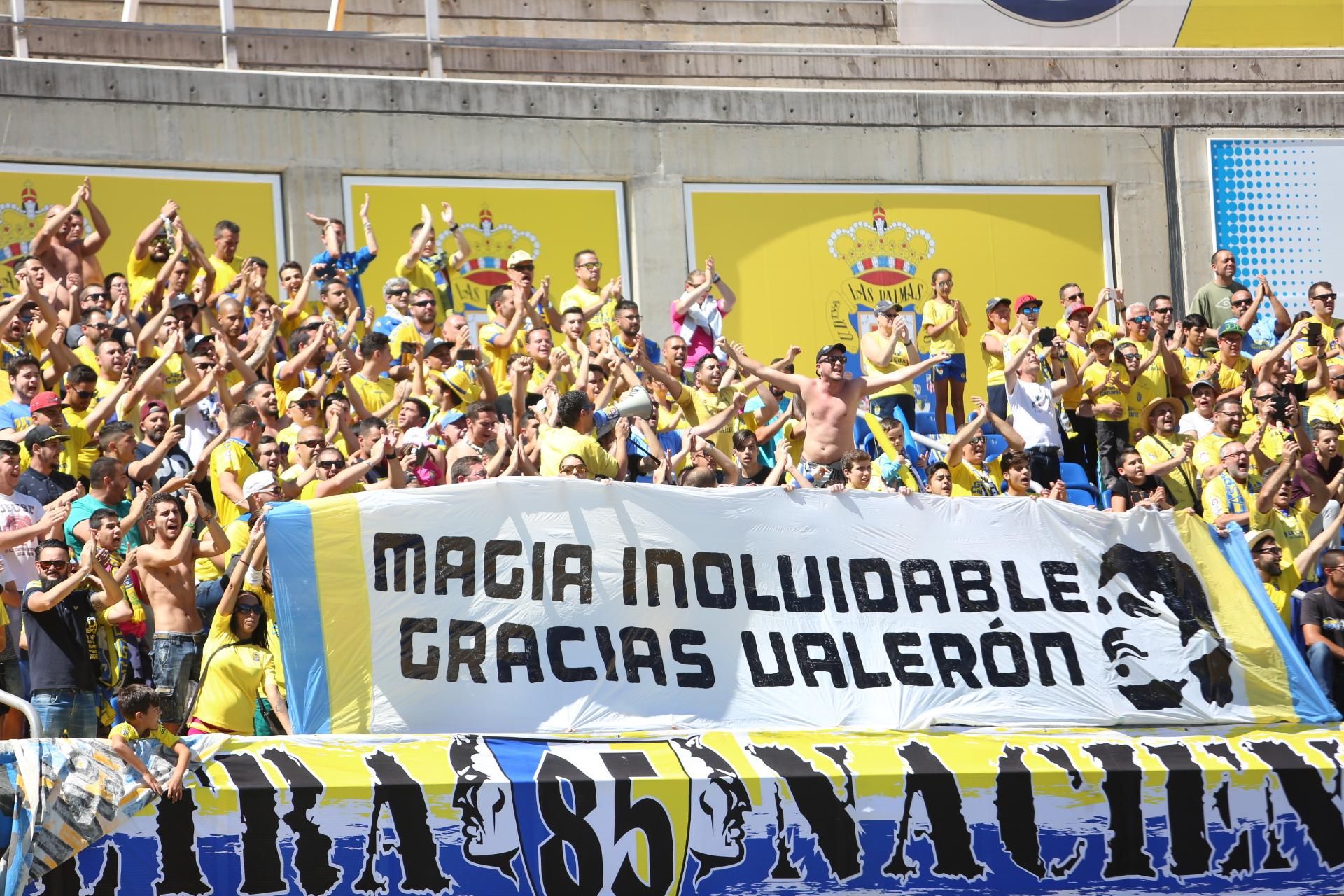 El último de partido de Juan Carlos Valerón en el Estadio de Gran Canaria. (Alejandro Ramos).