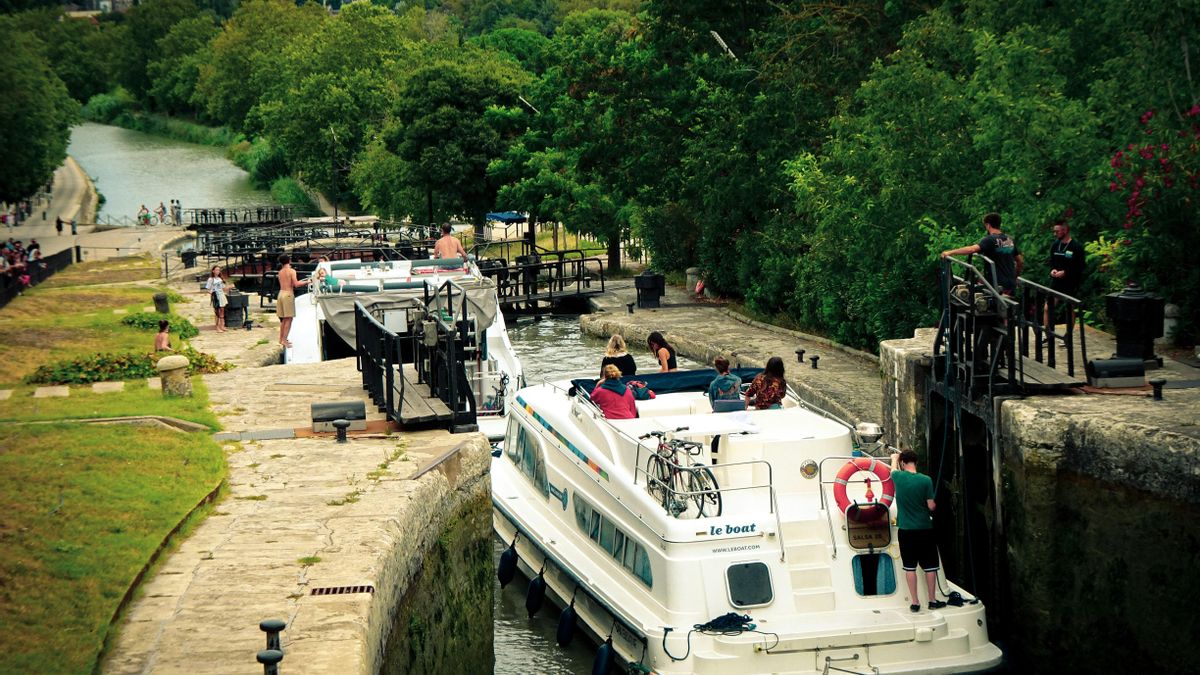 Béziers adquirió protagonismo con la construcción del Canal du Midi.
