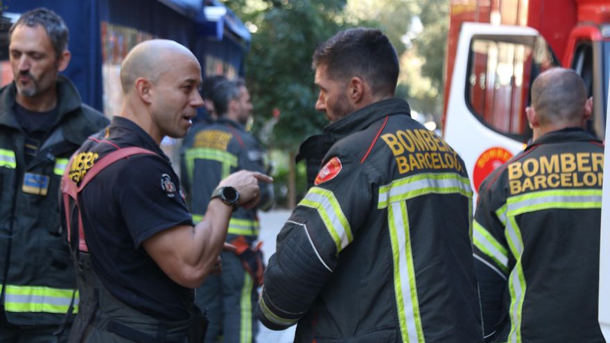 Los Bomberos de Barcelona detectan diez hogares con pobreza energética cada semana
