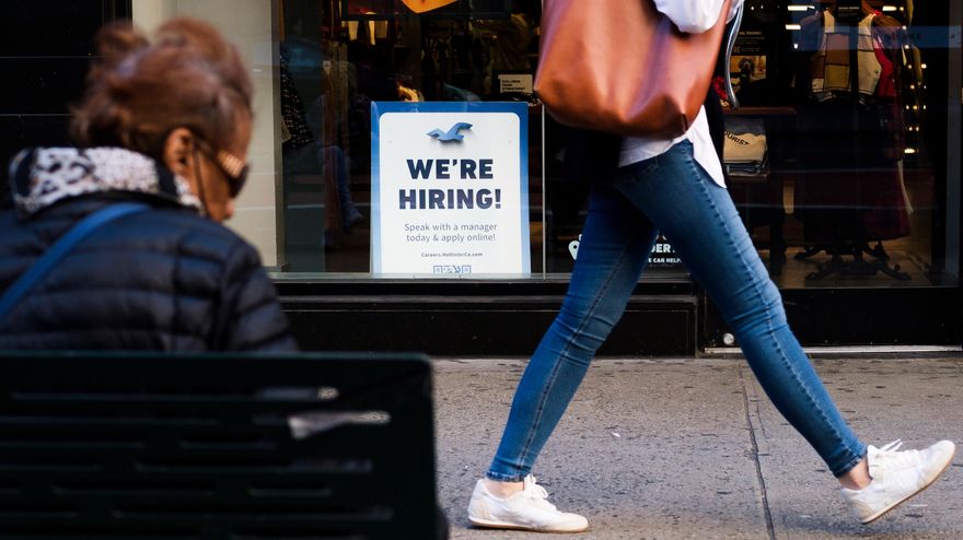 Un número récord de personas renunciaron a sus trabajos en EE.UU. en septiembre