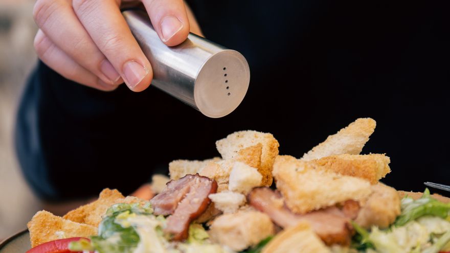 Diez cenas fáciles y bajas en sal que puedes preparar en cuestión de minutos