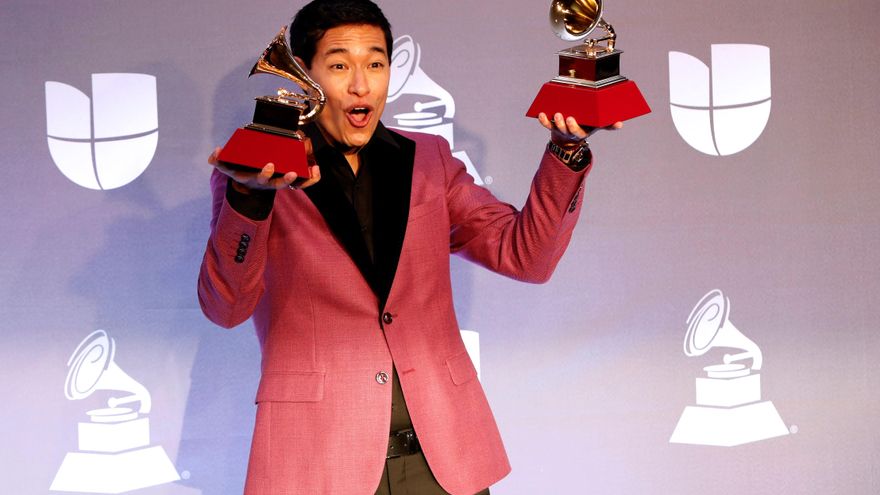 Tony y Mimi Succar internacionalizan la cumbia peruana con 'La Brujería'