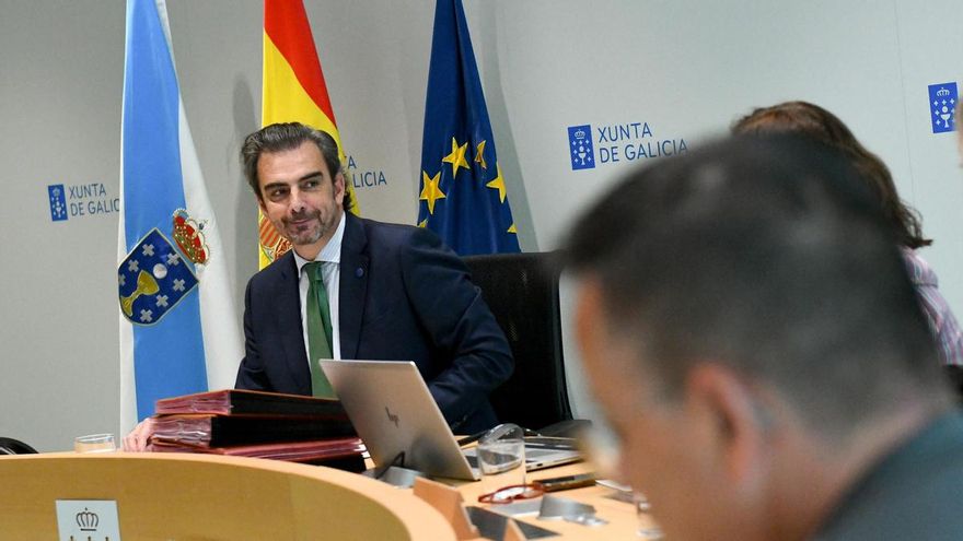 La Xunta asume limitar el voto a los nacionalizados por la ley de nietos tras décadas de campañas para buscar el voto exterior