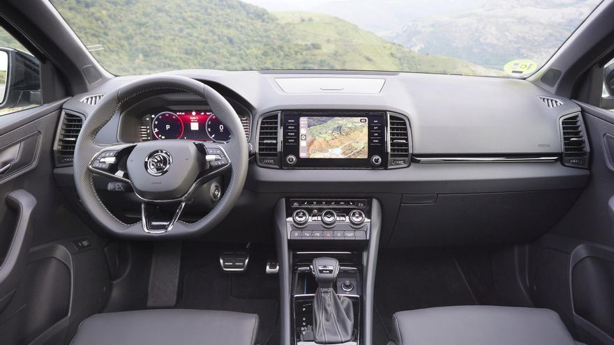 Habitáculo del Skoda Karoq.