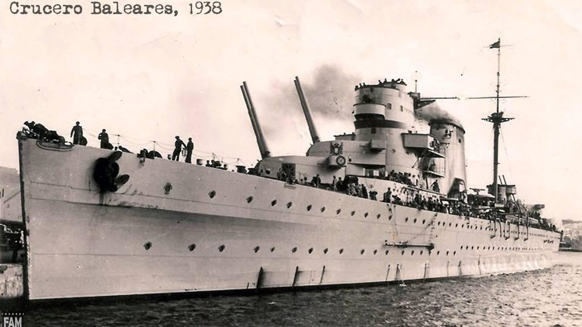 Imagen del crucero Baleares en 1938